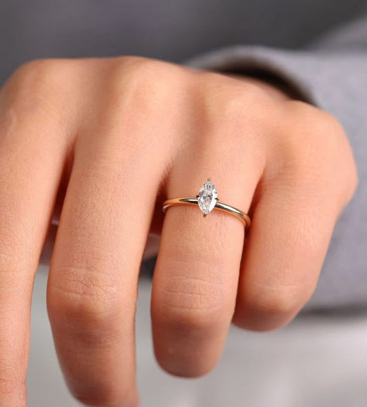 0.5 CT - Anillo Solitario Corte Marquesa